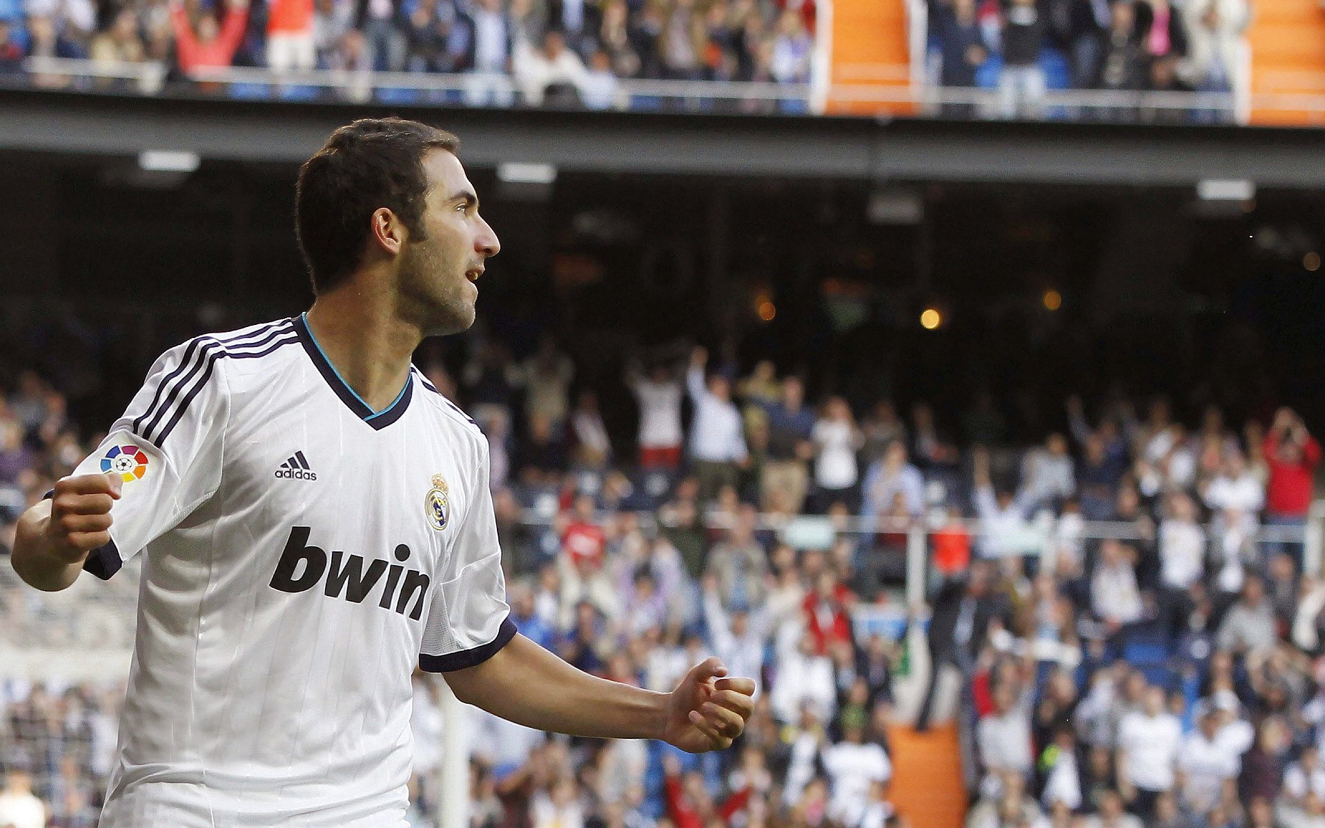 开云体育俱乐部官网-摩纳哥主场胜斯特拉斯堡，暂时稳定排名，摩纳哥中场